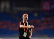 开云体育入口-拜仁慕尼黑后防连失两球，主帅震怒指责球员