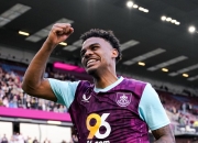 开云体育登录-包含伯恩利客场战平博尔顿，暂时脱离降级区的词条