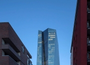 开云官网-法兰克福团队合作默契，实现意想不到的胜利的简单介绍