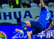 开云体育APP下载-罚球成败！魔术惊险获胜，继续领跑东部