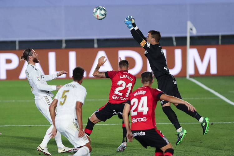 关于格拉纳达在主场赢得关键胜利，实现保级之路的信息