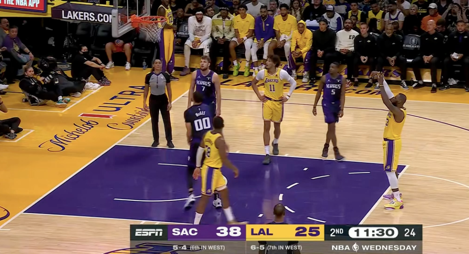 湖人惨败开拓者，詹姆斯空砍分败北