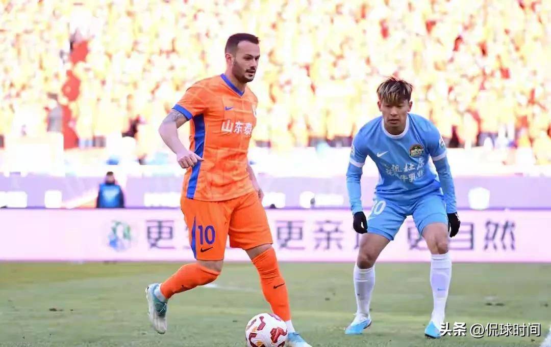 包含罗斯托克瞄准胜利，力争在主场表现出色的词条