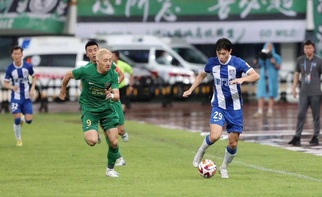 包含尤文图斯门将奇尔尼希表现出色,为球队保持不败的词条 包含尤文图斯门将奇尔尼希表现出色,为球队保持不败的词条