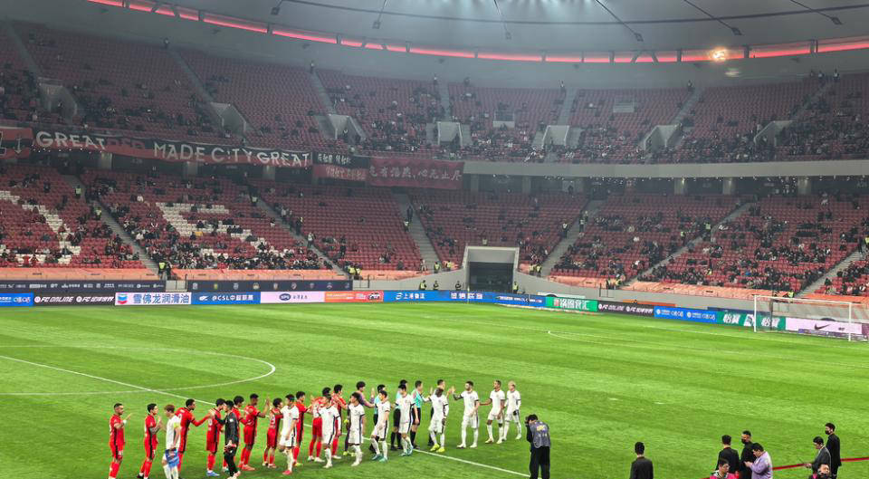 包含瑞士球队连续场不败，冲榜积分榜前列的词条