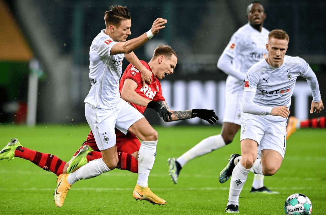 关于莱赛斯队在法国联赛中战胜门兴格拉德巴赫,士气大振的信息 关于莱赛斯队在法国联赛中战胜门兴格拉德巴赫,士气大振的信息