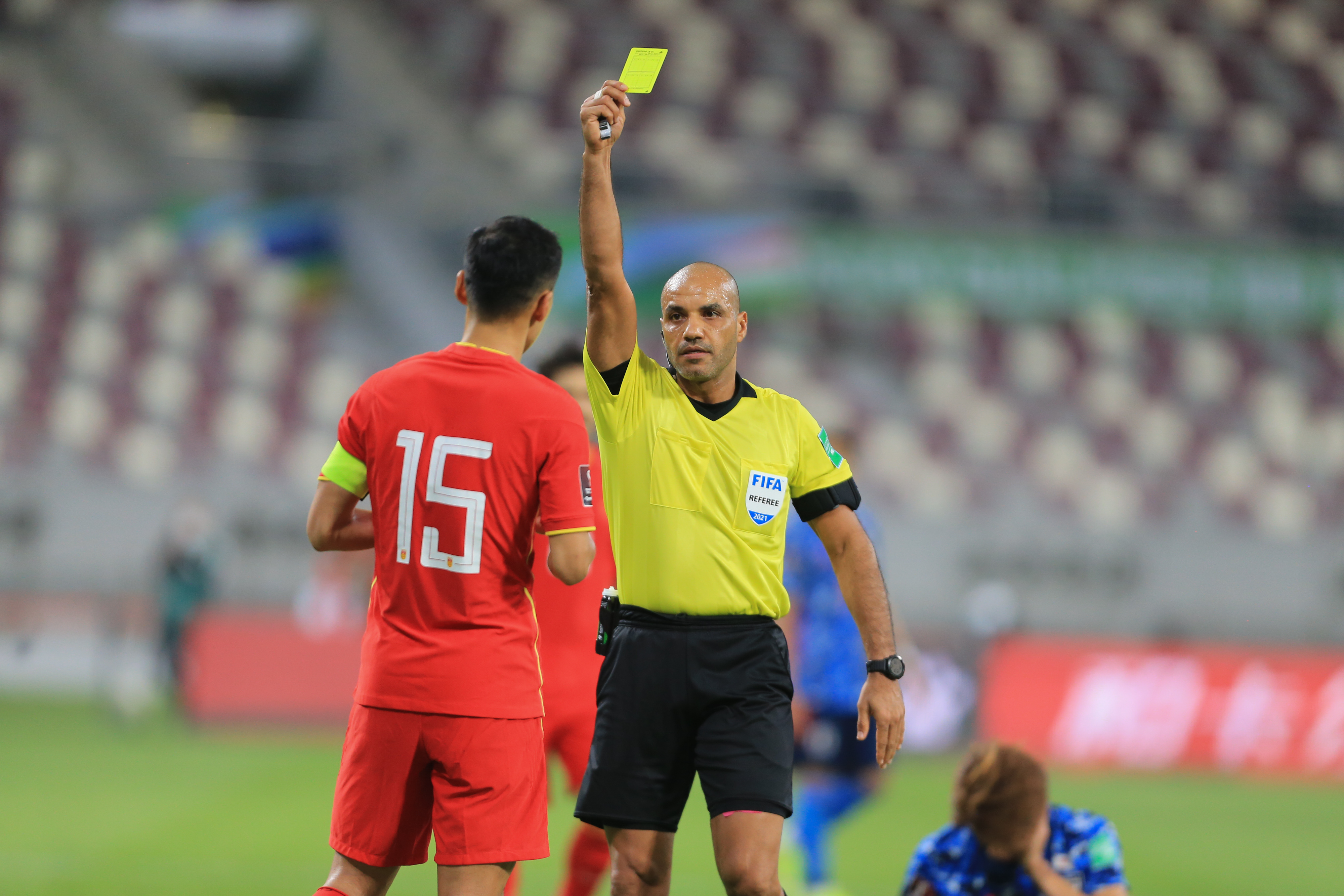 关于意大利女子足球联赛黄牌连连的信息 关于意大利女子足球联赛黄牌连连的信息