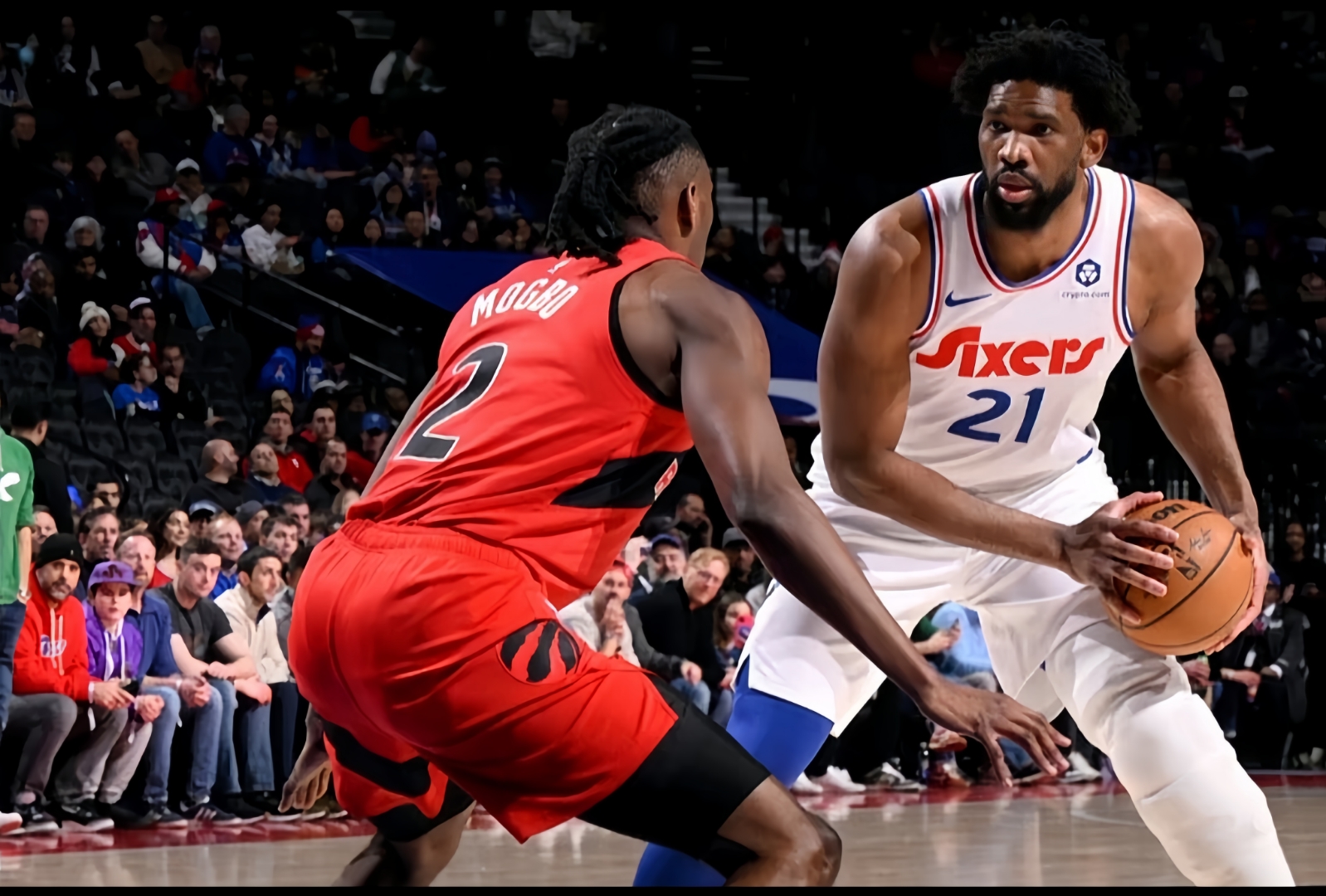 人大胜公牛，恩比德砍下分篮板