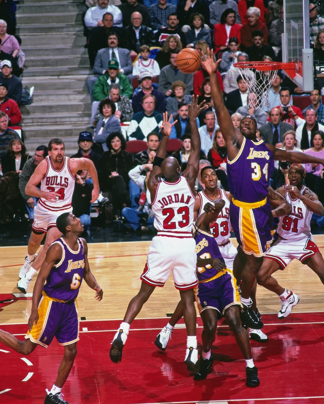 人大胜公牛，恩比德砍下分篮板