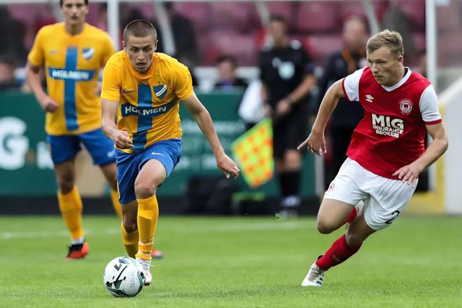 华沙瓦球员致命进球,协助球队取胜的简单介绍 华沙瓦球员致命进球,协助球队取胜的简单介绍