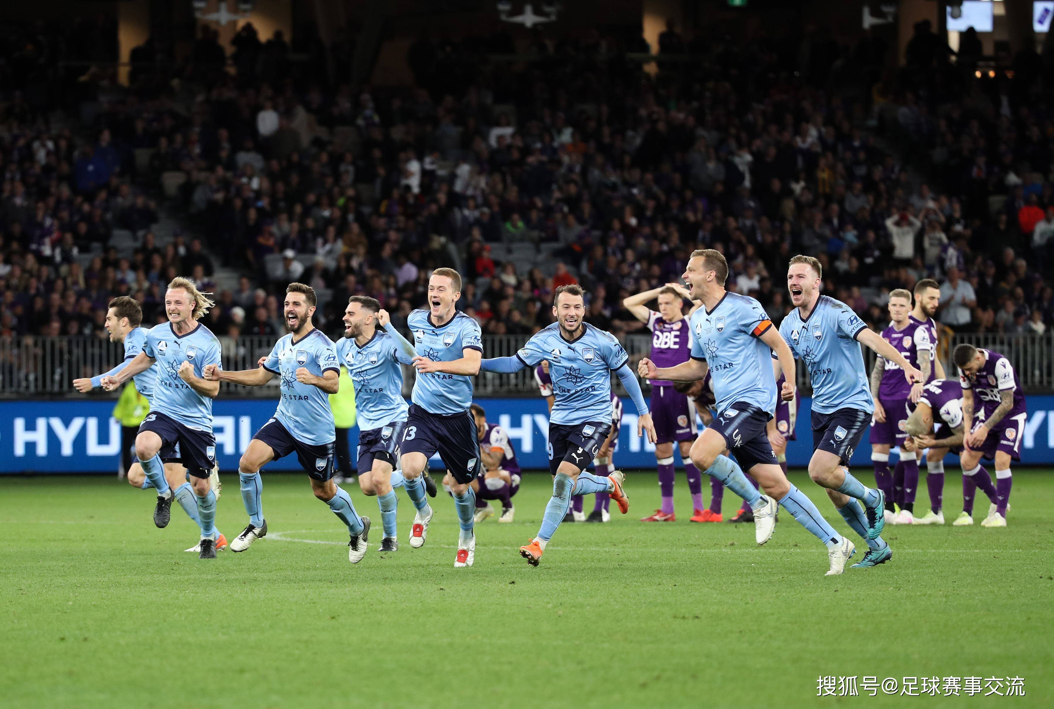 国际足球强强对话,顶级赛事对决不容错过 国际足球强强对话,顶级赛事对决不容错过