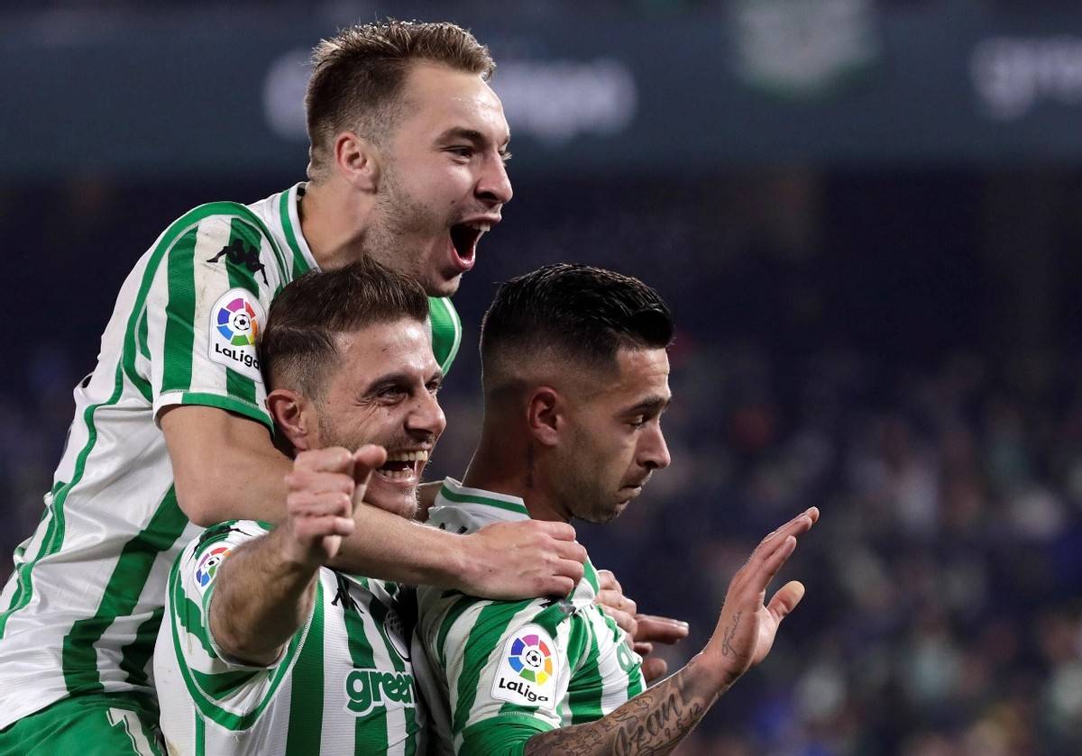 包含赫塔菲客场战胜比利亚雷阿尔,士气高涨的词条 包含赫塔菲客场战胜比利亚雷阿尔,士气高涨的词条