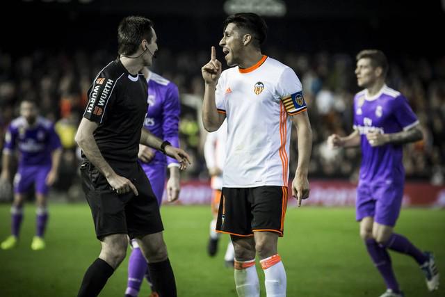 关于热门球队遭遇逆转失利！胜负悬念足球赛的信息