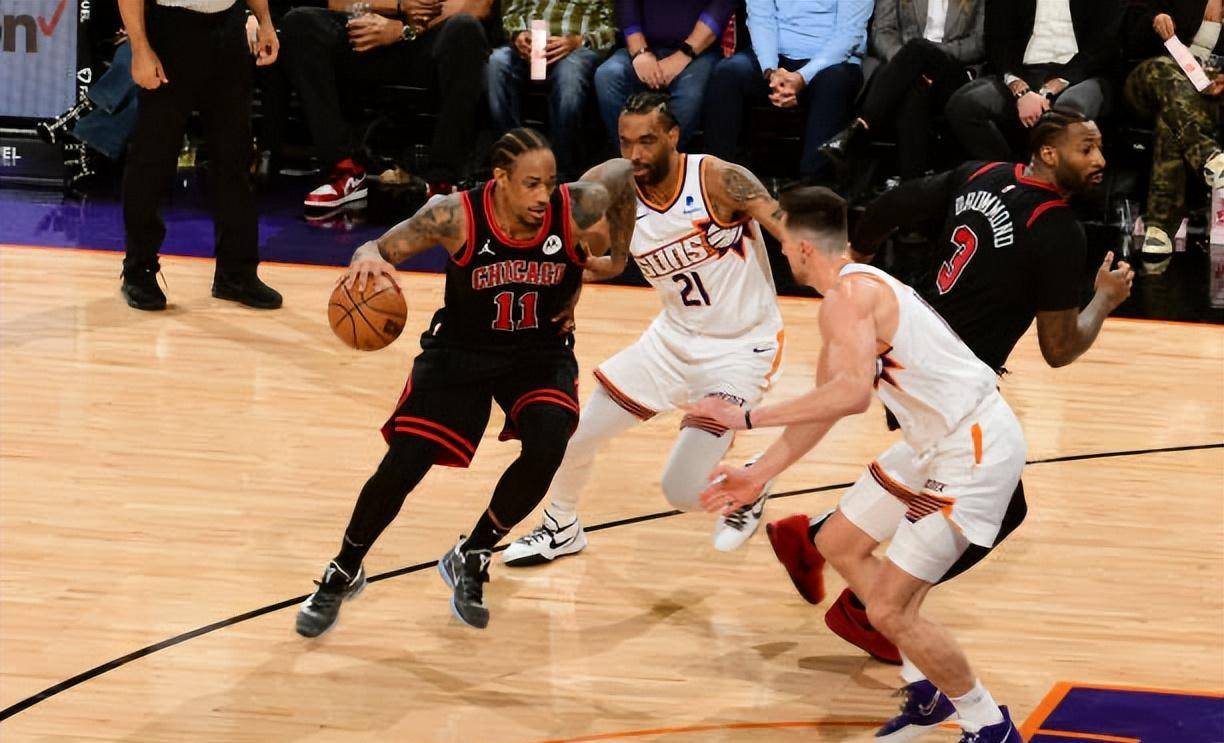 包含公牛队在主场实现逆转,喜迎三连胜的词条 包含公牛队在主场实现逆转,喜迎三连胜的词条