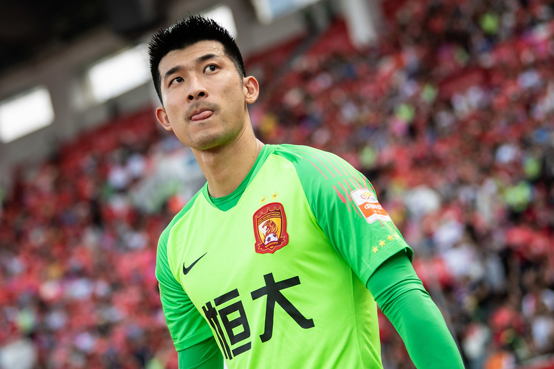 包含恒大门将神扑保住胜利,击败鲁能继续领跑!的词条 包含恒大门将神扑保住胜利,击败鲁能继续领跑!的词条