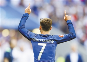 关于法国前锋格里兹曼发挥出色,成为全场焦点的信息 关于法国前锋格里兹曼发挥出色,成为全场焦点的信息