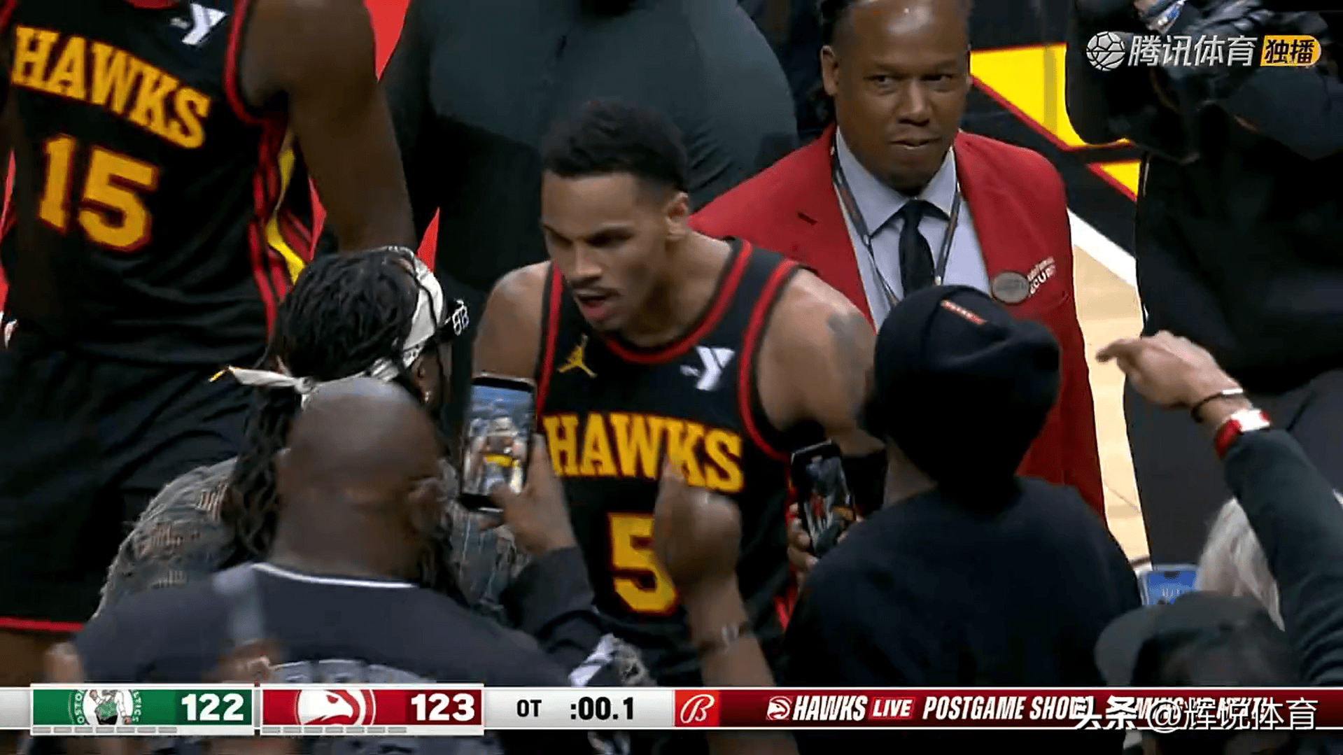 关于凯尔特人后卫连入两记绝杀,助队险胜对手的信息 关于凯尔特人后卫连入两记绝杀,助队险胜对手的信息