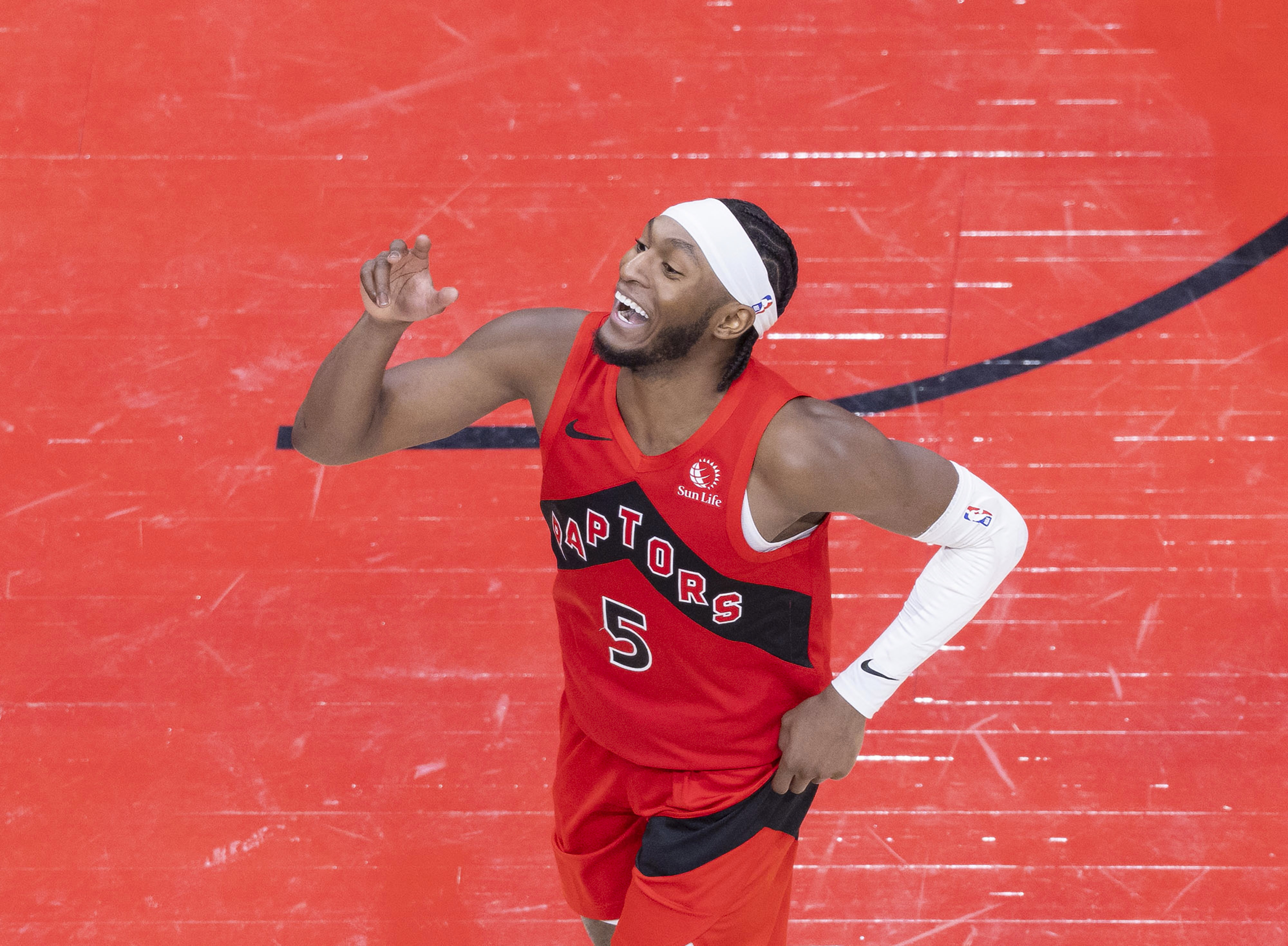 关于猛龙客场击败火箭,继续领跑西部的信息 关于猛龙客场击败火箭,继续领跑西部的信息