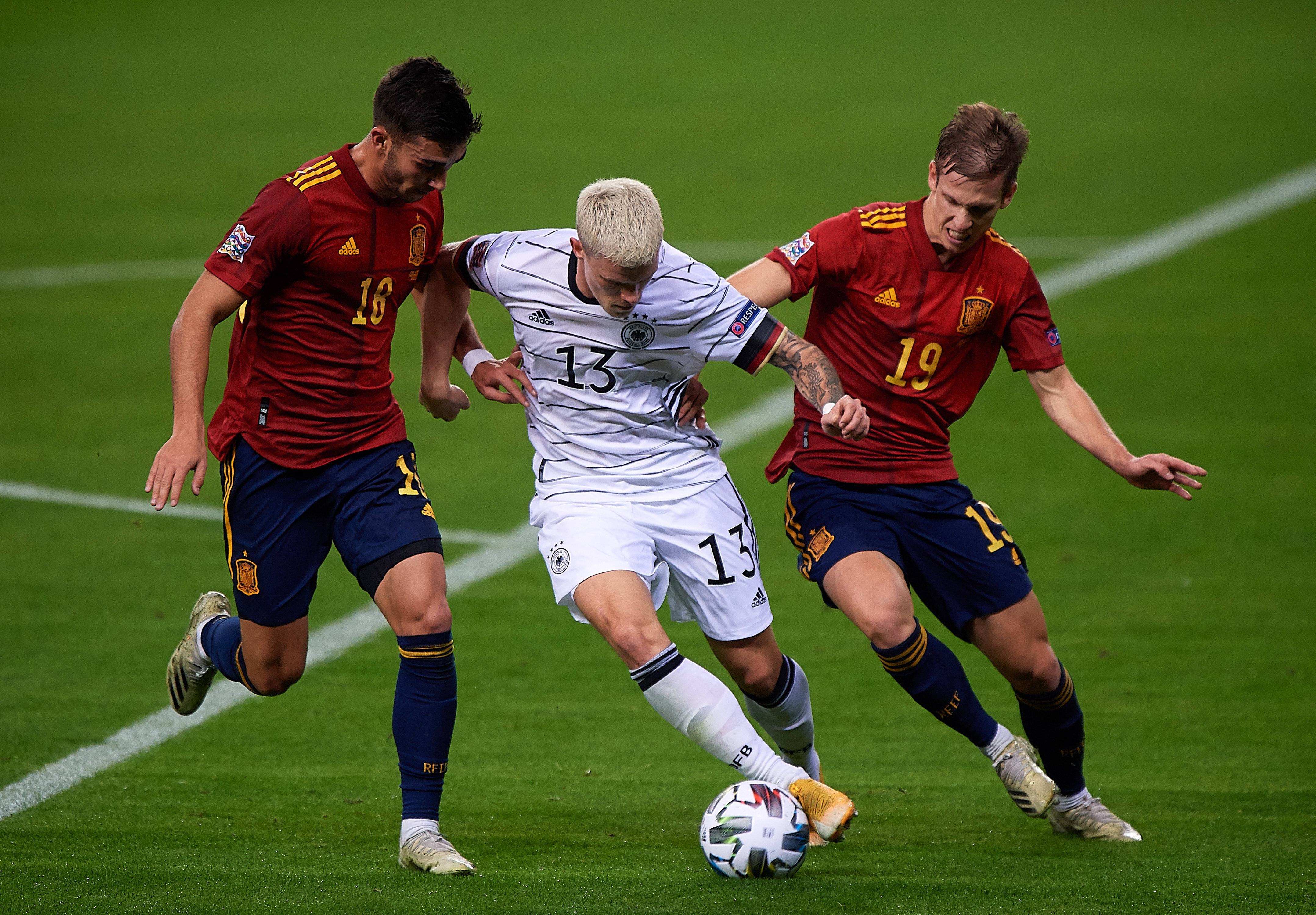 德国球队将争夺欧锦赛四强席位 德国球队将争夺欧锦赛四强席位