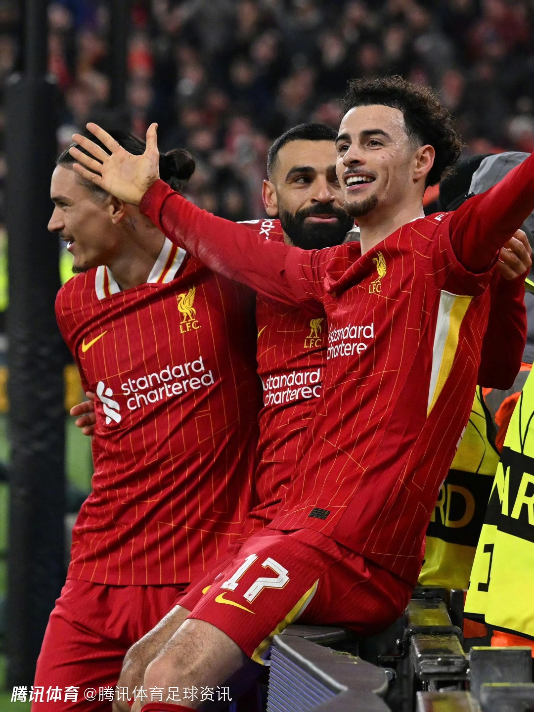 利物浦球队取得重要胜利 利物浦球队取得重要胜利