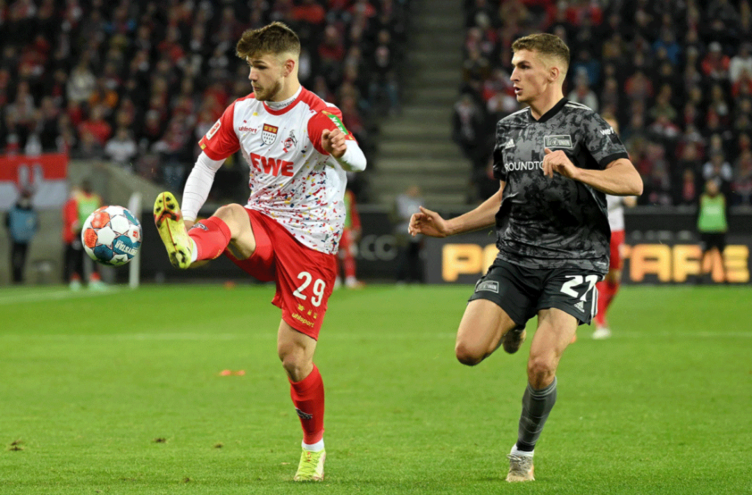 包含法兰克福老鹰客场胜利,稳固积分榜位置的词条 包含法兰克福老鹰客场胜利,稳固积分榜位置的词条