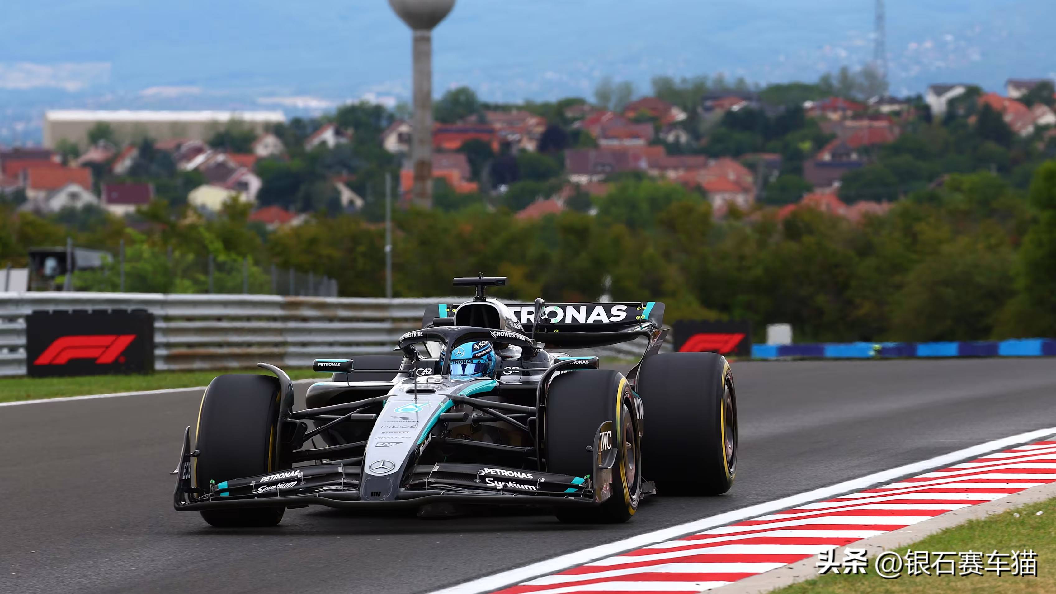 关于勇士迎来一场关键的F1赛车对决的信息