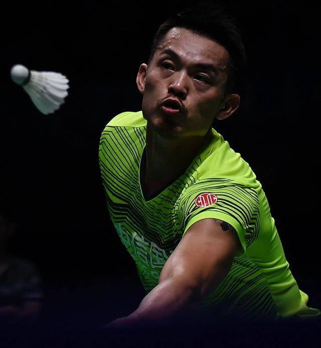 林丹在上海的比赛中夺冠 林丹在上海的比赛中夺冠