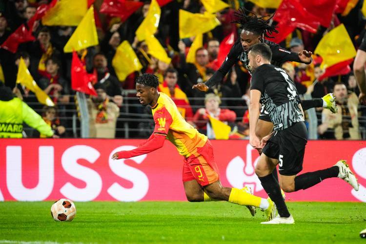 弗兰克福客场击败对手,连续三场不败状态保持 弗兰克福客场击败对手,连续三场不败状态保持