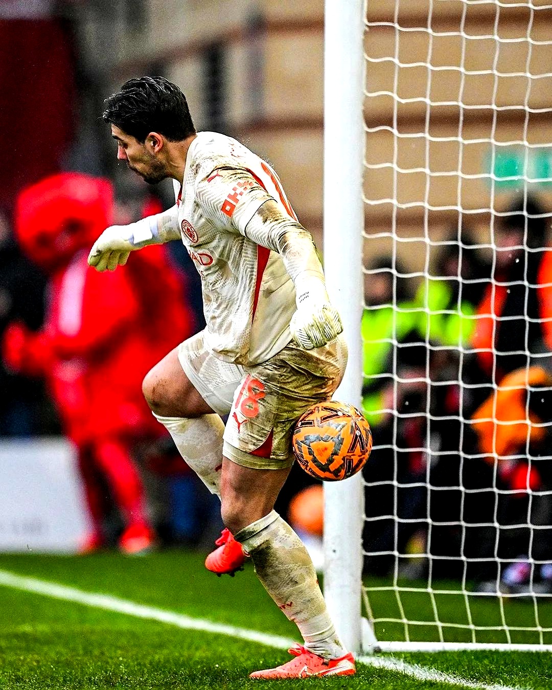 英格兰意外输给苏格兰,赛场惊心动魄的简单介绍 英格兰意外输给苏格兰,赛场惊心动魄的简单介绍