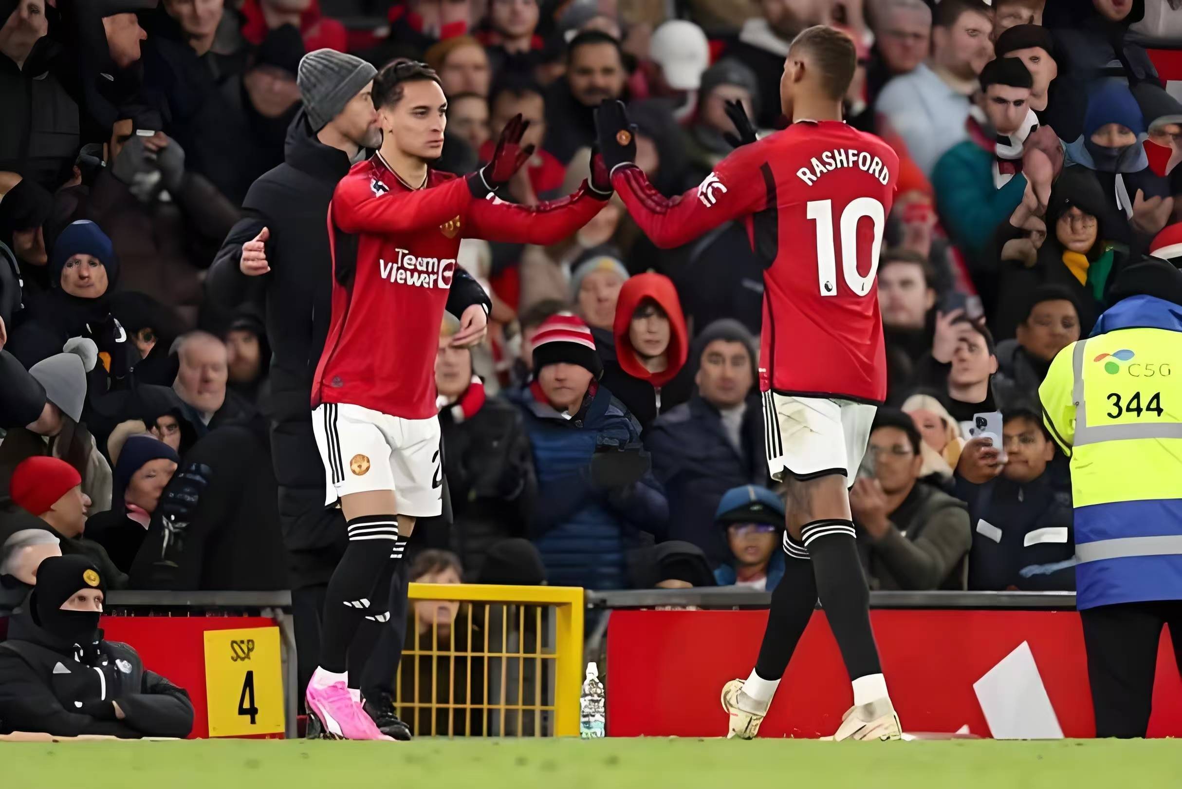 关于红魔客场告负,欧冠出线前景蒙上阴霾的信息 关于红魔客场告负,欧冠出线前景蒙上阴霾的信息