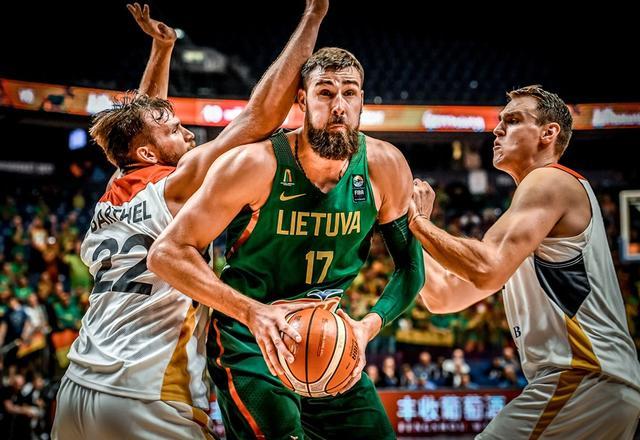 关于斯洛文尼亚国家队在欧洲联赛中失去领先优势的信息