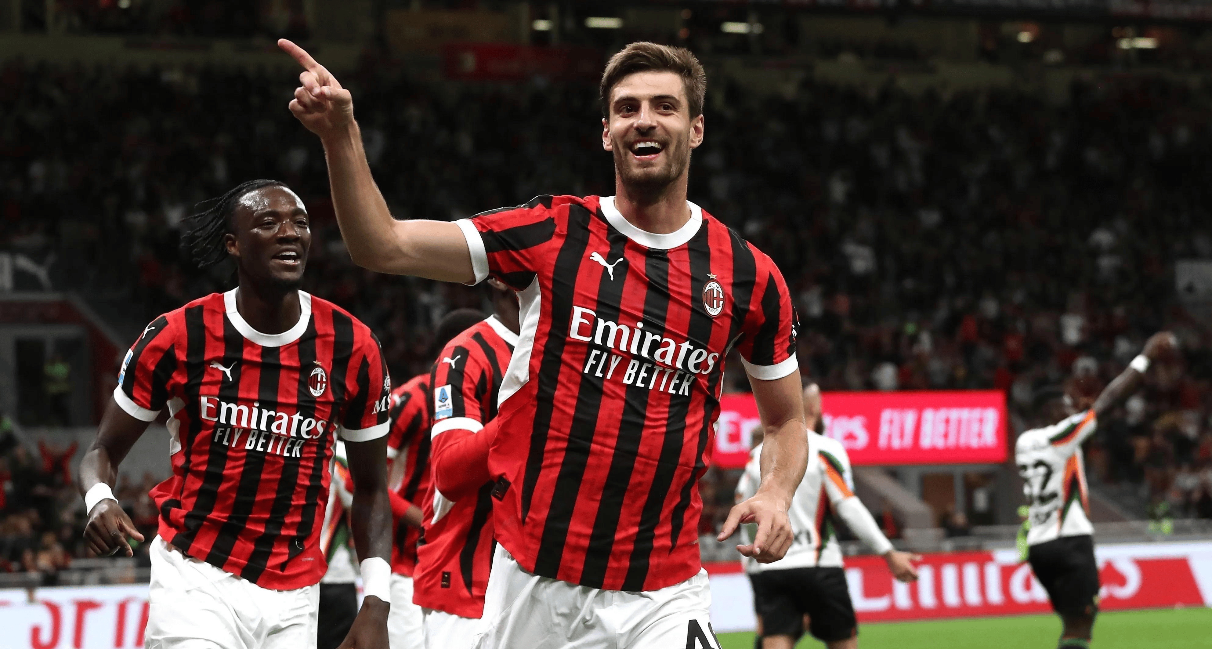 AC米兰赢得关键胜利，球队士气大增！的简单介绍