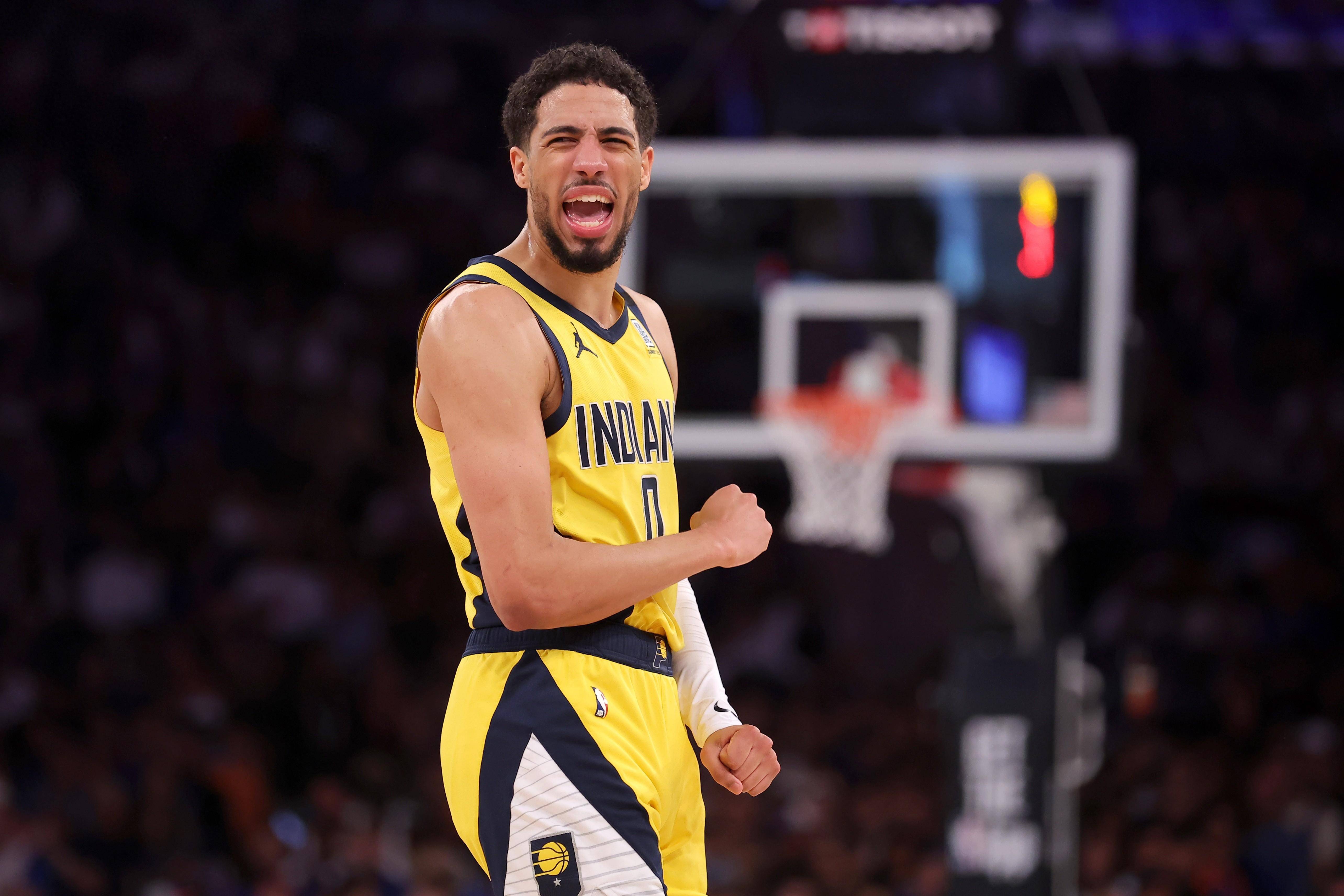 步行者球员集体助攻,解锁进攻模式 步行者球员集体助攻,解锁进攻模式