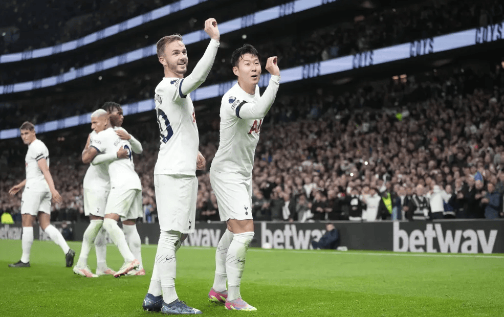 关于热刺突破多特蒙德防线,点球大战一触即发!的信息 关于热刺突破多特蒙德防线,点球大战一触即发!的信息