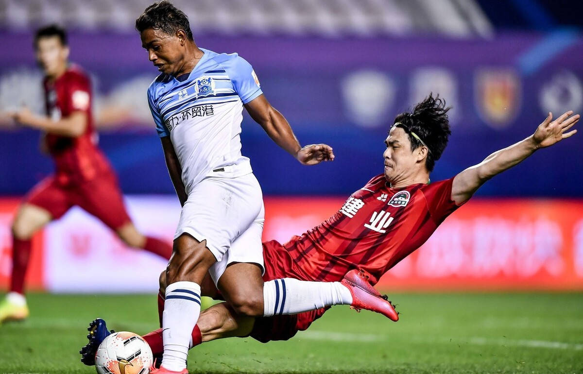 河南建业客场绝杀南昌八一,跻身升级区的简单介绍 河南建业客场绝杀南昌八一,跻身升级区的简单介绍