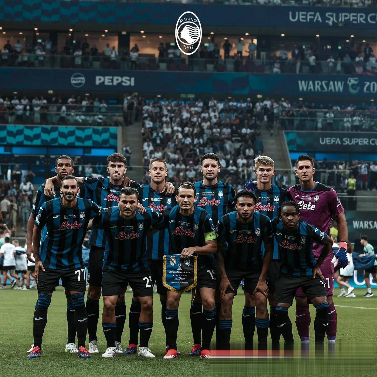 意甲联赛角逐激烈,各队势均力敌 意甲联赛角逐激烈,各队势均力敌