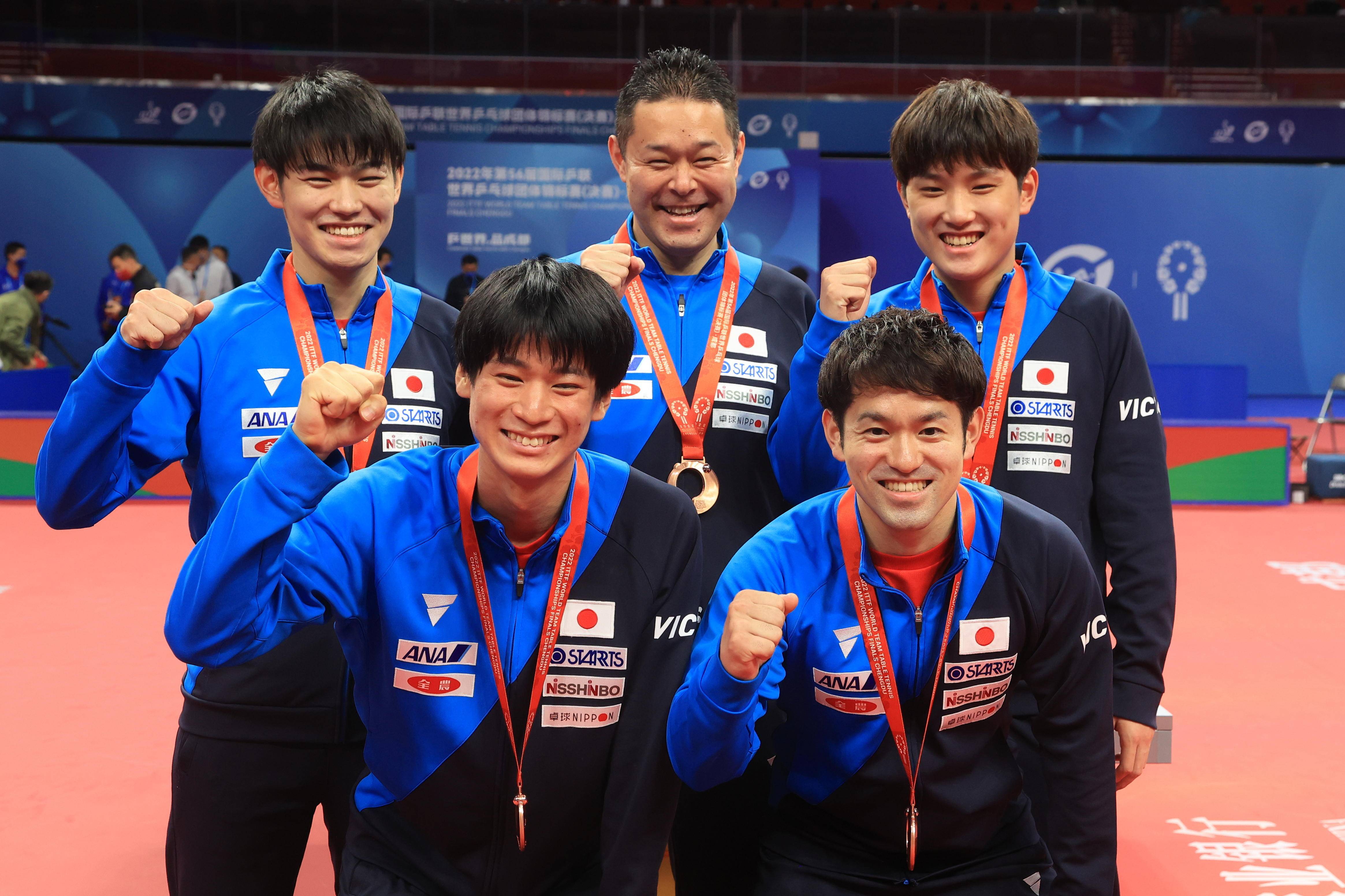 包含LGD碾压V5,水谷隼绝境下完成绝杀激烈交锋四强赛,点燃全场激情的词条 包含LGD碾压V5,水谷隼绝境下完成绝杀激烈交锋四强赛,点燃全场激情的词条