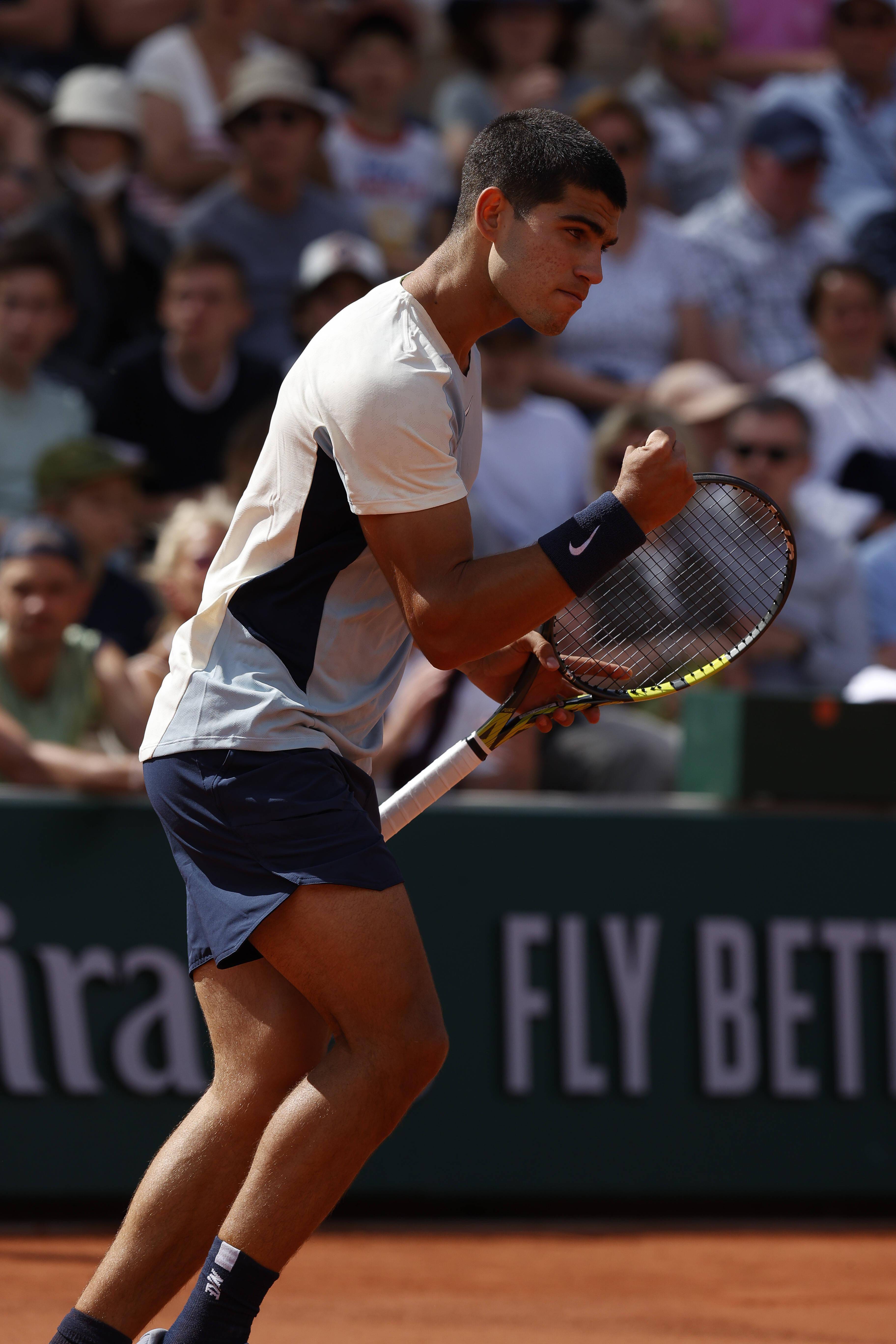 意大利网球队力克日本网球队,阿尔卡拉斯高光表现的简单介绍 意大利网球队力克日本网球队,阿尔卡拉斯高光表现的简单介绍